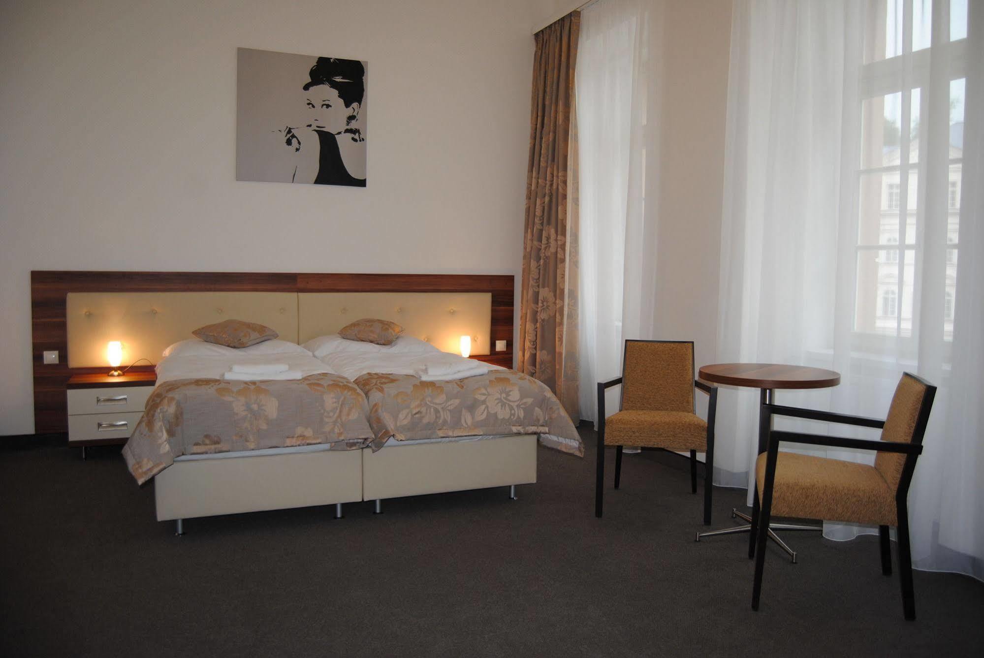 Hotel Malta Karlovy Vary Luaran gambar